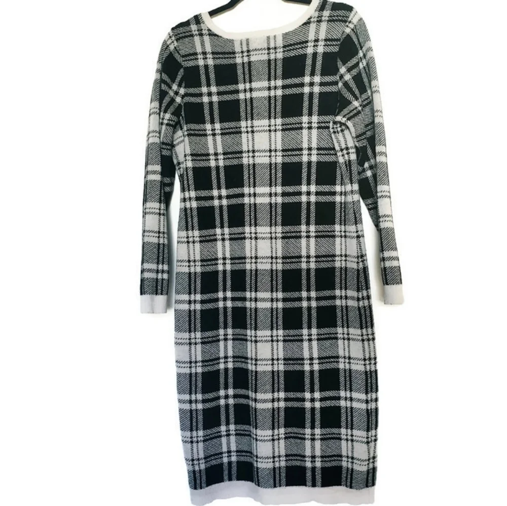 Plaid Black and White Women's Dress - Picture 3 of 6